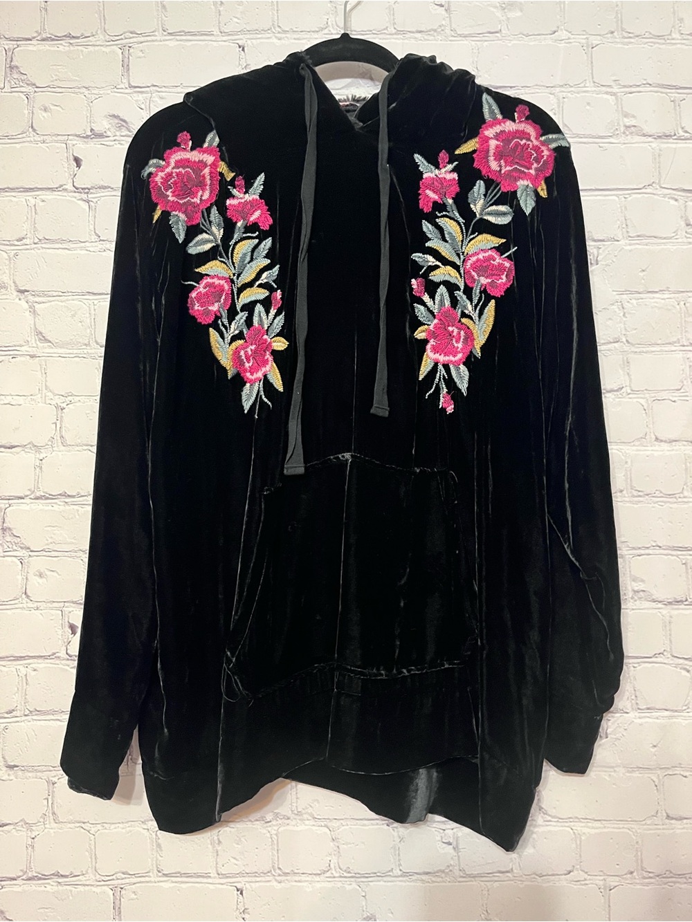 Johnny Was Marmont Velvet Pull On Hoodie Embroidered Floral Bohemian